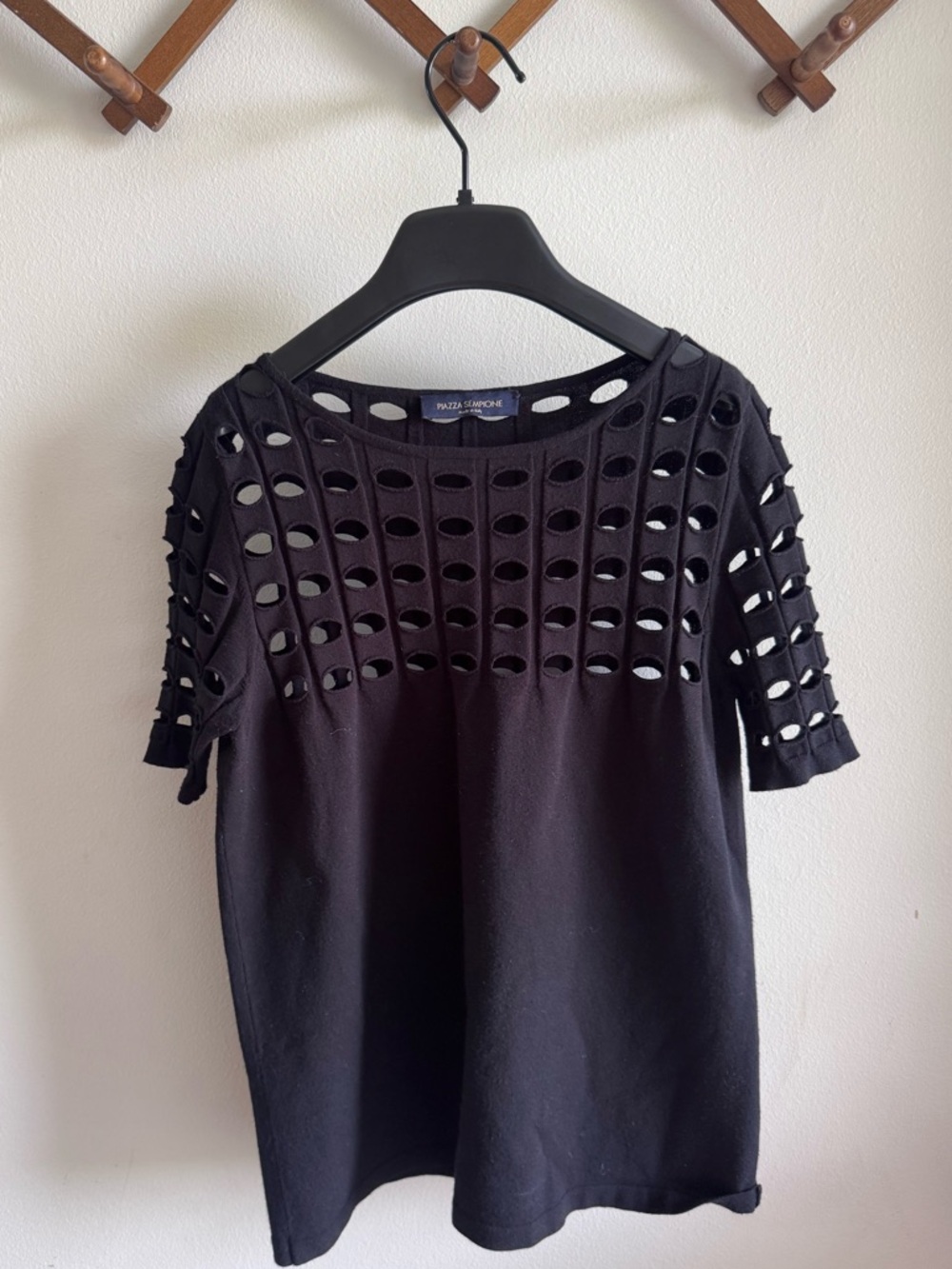 Piazza Sempione Black Short Sleeve Top with Cutout Yoke-Size (EU) 42